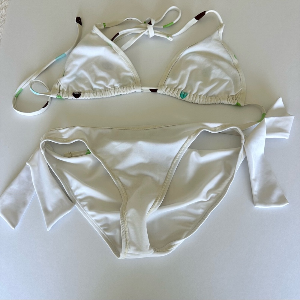 White Polka Dot String Bikini Set With Tie Side Bottoms Adjustable Halter Size M - Picture 10 of 13